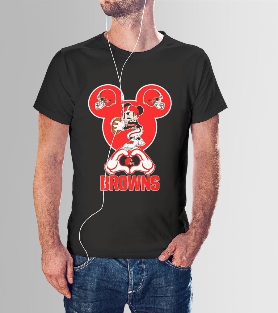 Cleveland Browns Mickey Mouse Football Quarterback Love T-Shirt