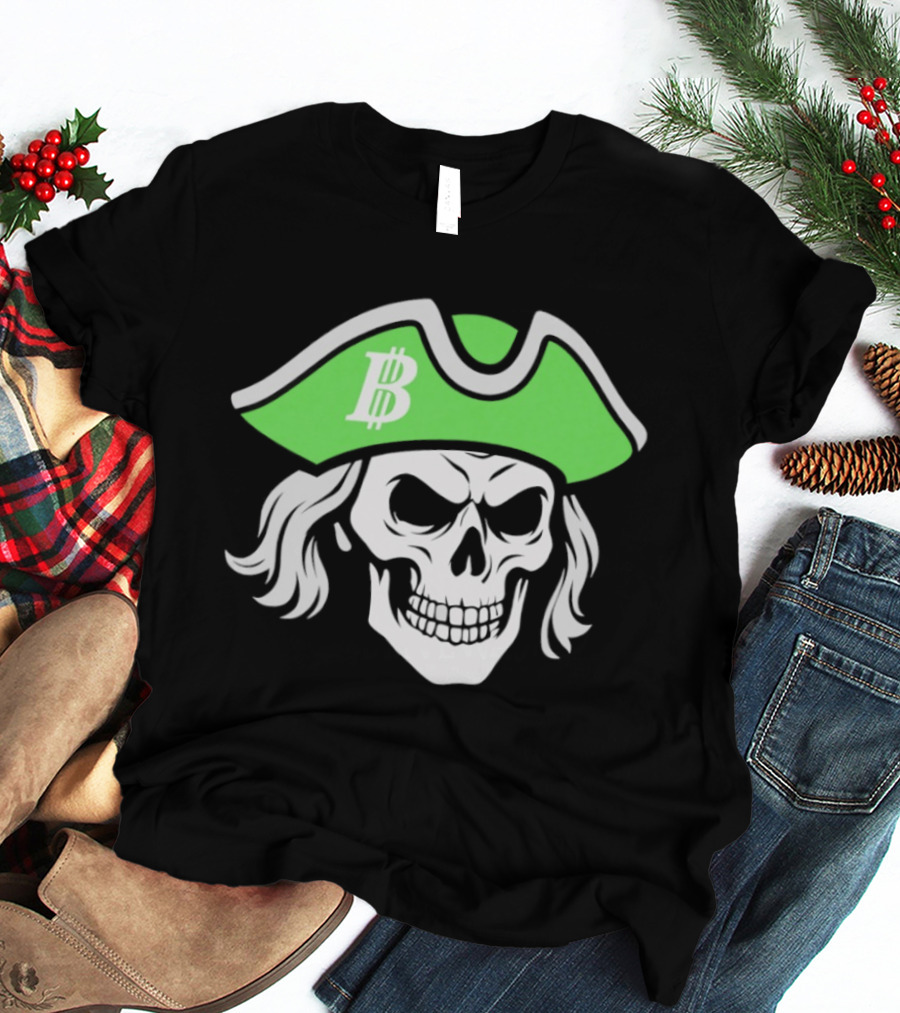 Pennsylvania Benjamins Skull With Pirate Hat Featuring Bitcoin T-Shirt