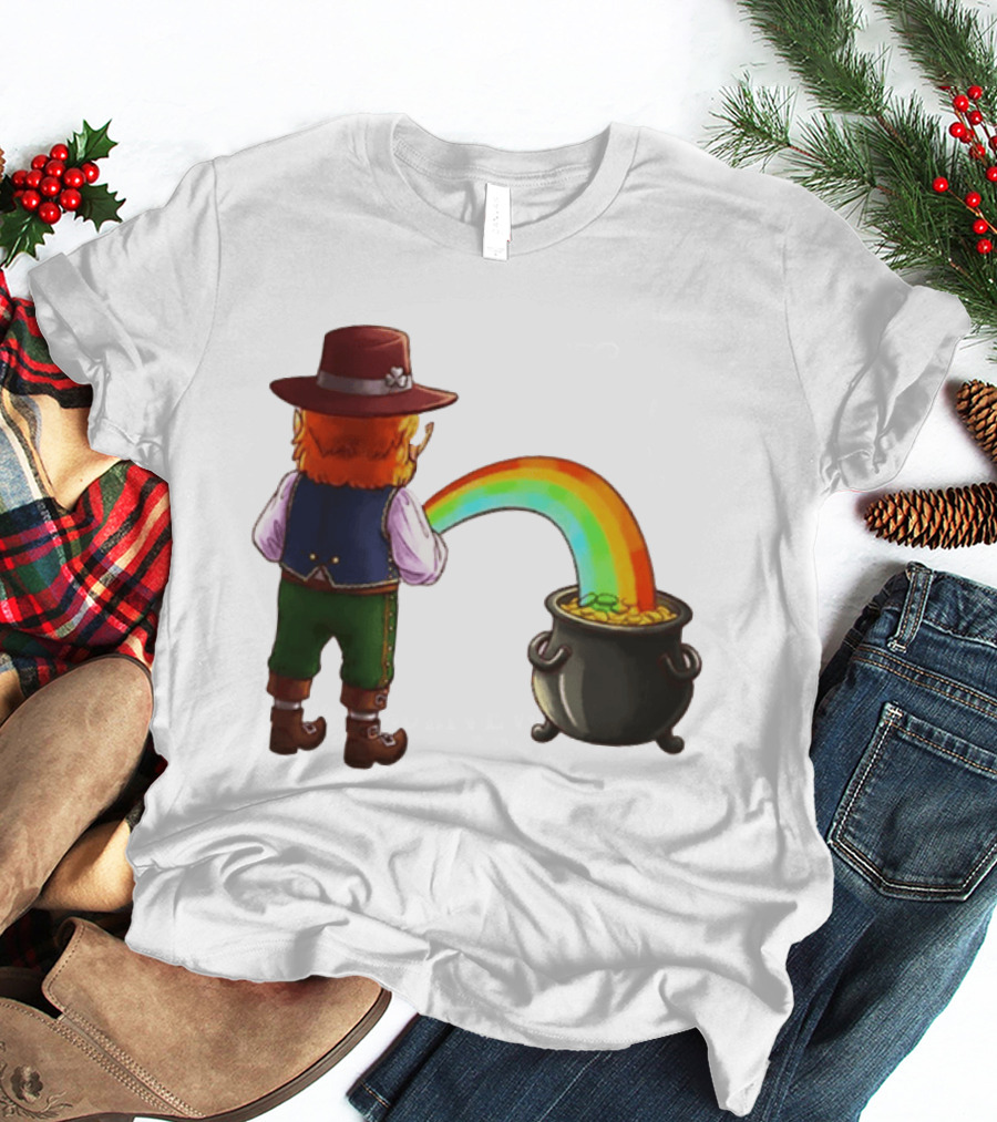 St Patricks Day Leprechaun Pissing Rainbow Into Pot Of Gold Meme T-Shirt