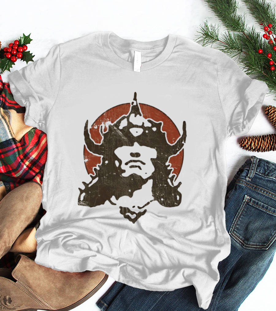 Conan Barbarian Viking Warrior Helm On Red Circle T-Shirt