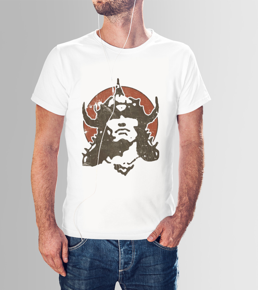 Conan Barbarian Viking Warrior Helm On Red Circle T-Shirt