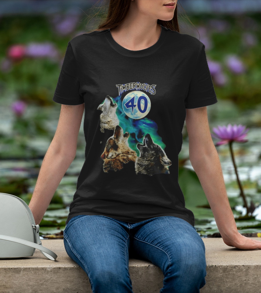 Minnesota Timberwolves 40 Wolves Howling At Blue Moon T-Shirt