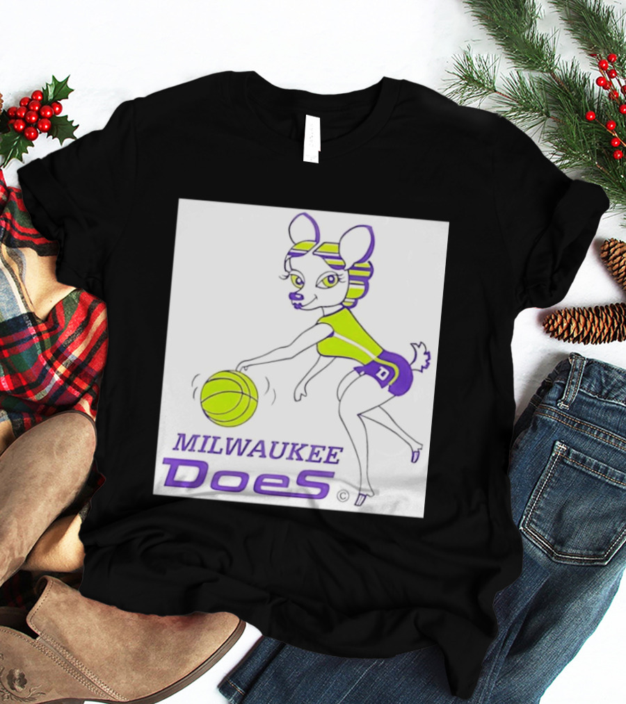 Milwaukee Does WPBL Vintage Basketball T-Shirt