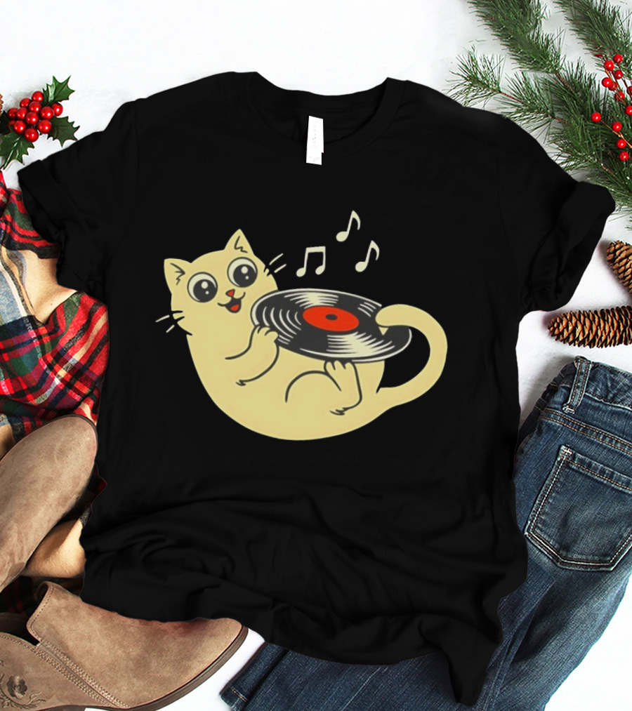 Turntable Cat Spinning Vinyl Record With Musical Notes T-Shirt
