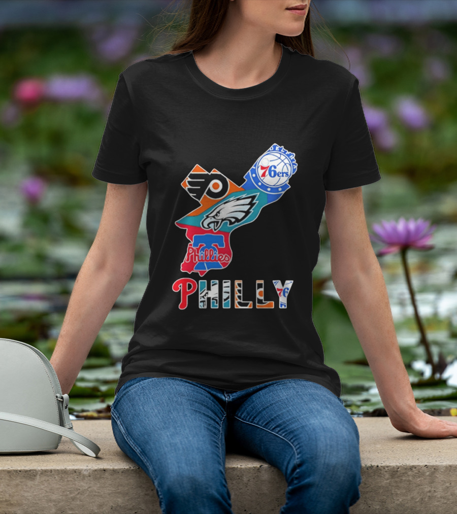 Philadelphia Flyers 76ers Eagles Phillies PHILLY Sports Logos State Map T-Shirt