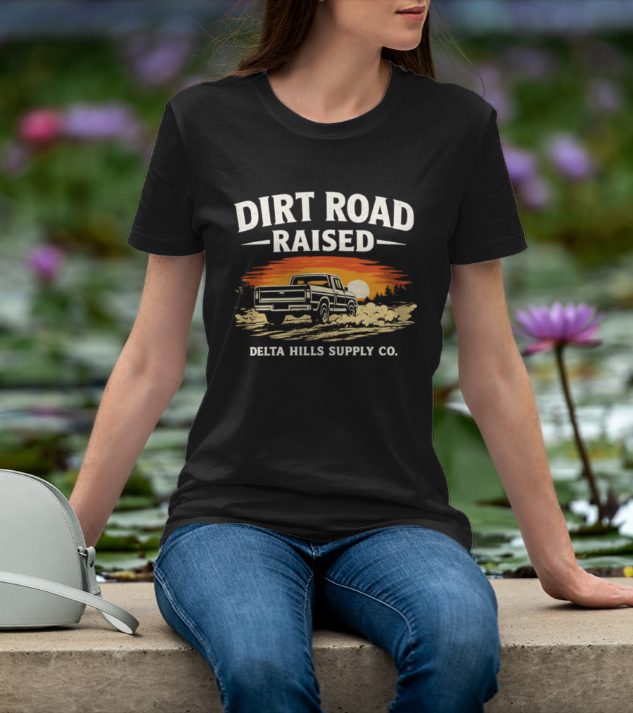 Dirt Road Raised Delta Hills Supply Co Vintage Pick Up Truck Sunset T-Shirt