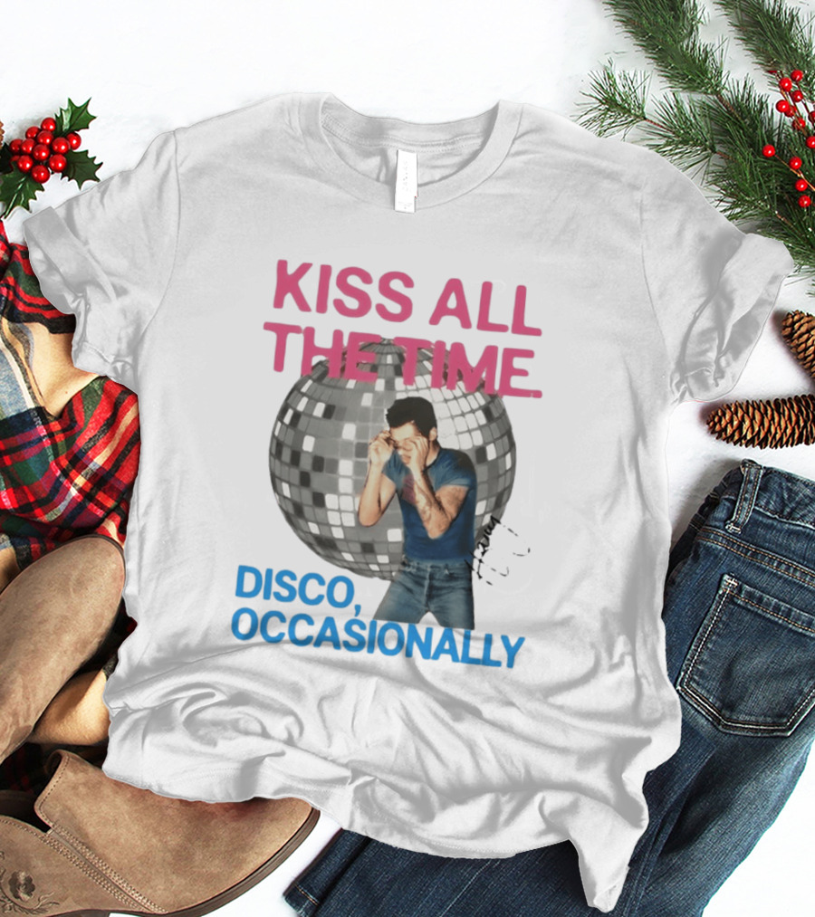 Kiss All The Time Disco Occasionally Retro Style Music Dance T-Shirt