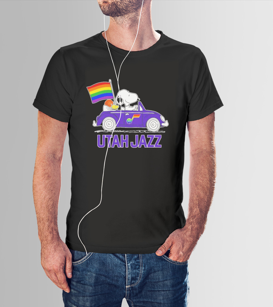 Utah Jazz Snoopy Woodstock Driving Rainbow Flag Car T-Shirt