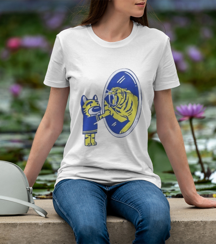 Buffalo Sabres Saber Tooth Tiger Mirror Reflection Comic T-Shirt