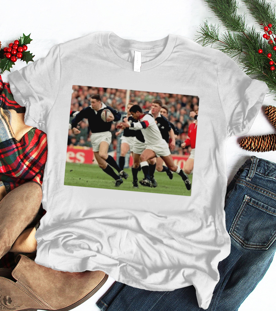 Scott Hastings Iconic Scotland Rugby Moment With Brother Gavin Against England T-Shirt
