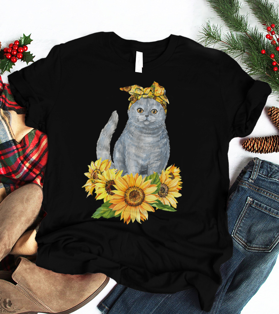 Hippie Cat With Sunflower Bandana And Sunflowers Cute Cat Lover T-Shirt