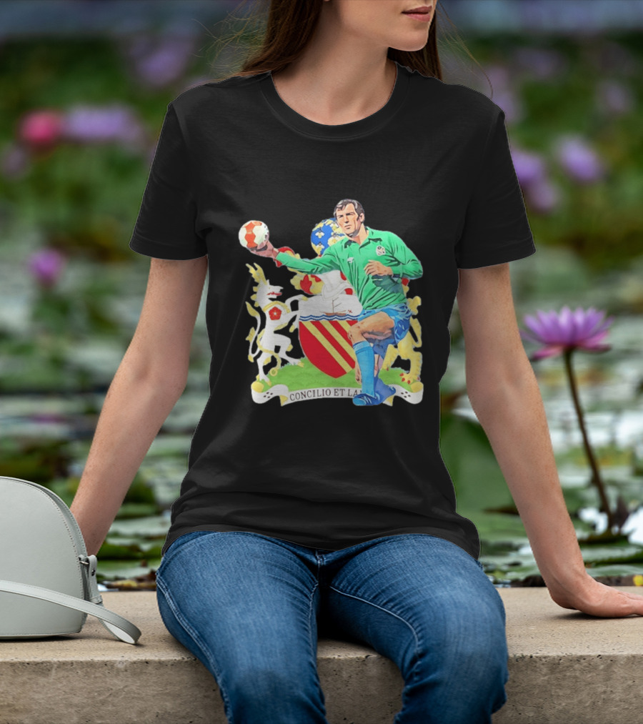 Joe Corrigan Manchester City Goalkeeper Concilio Et Labore Crest T-Shirt