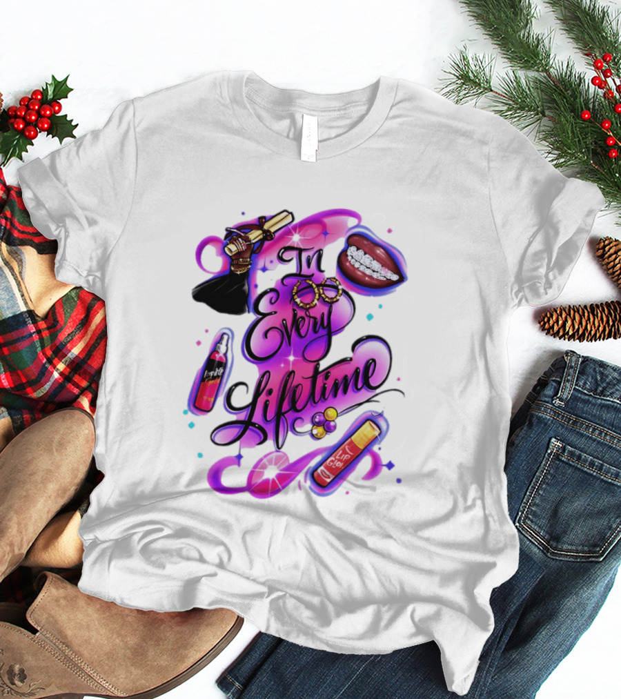 In Every Lifetime Lip Glow Gold Lip Graduation Black Girl Magic Aesthetic T-Shirt