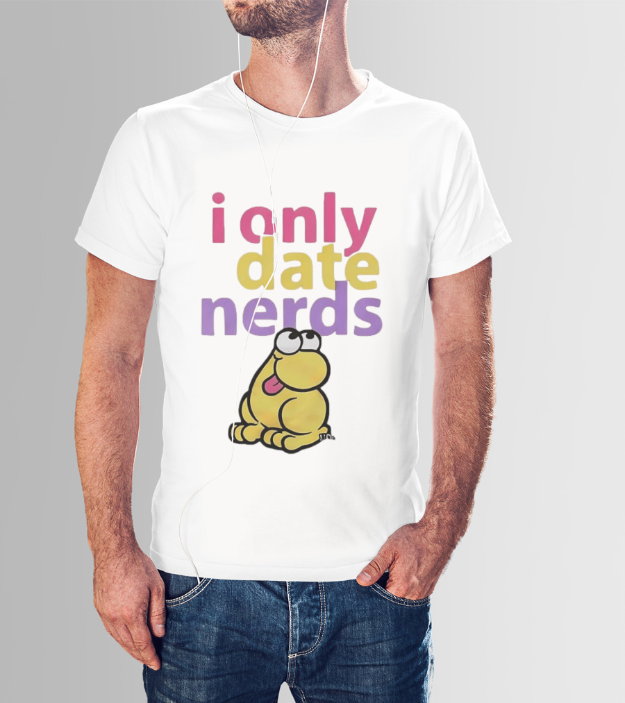 I Only Date Nerds Colorful Cartoon Worm Fun Playful Humor T-Shirt