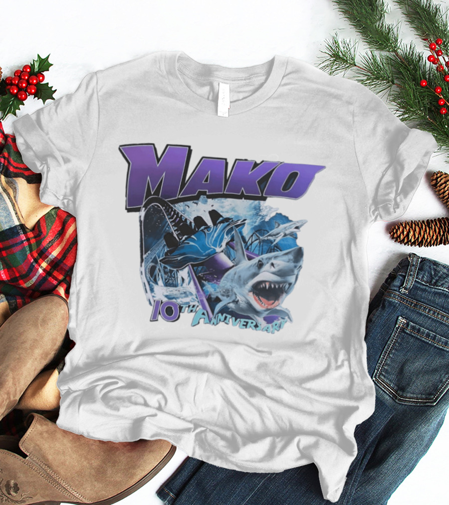 Mako 10th Anniversary SeaWorld Roller Shark Underwater Ocean Adventure T-Shirt