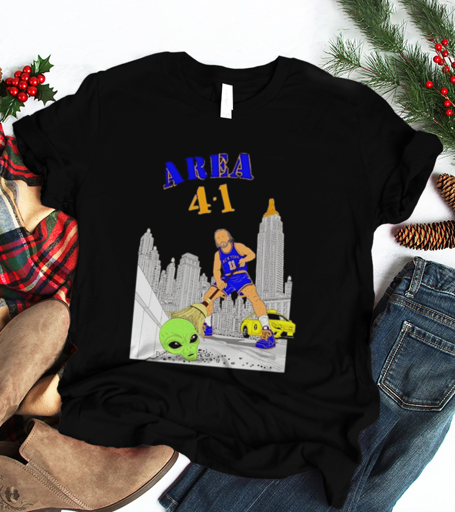 AREA 4 1 Jalen Brunson New York Knicks Vs Alien San Antonio Spurs T-Shirt