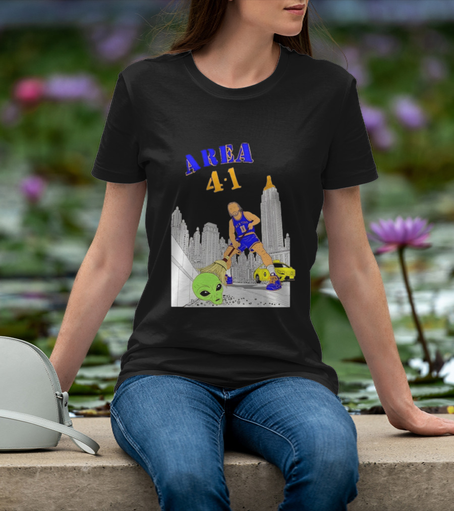 AREA 4 1 Jalen Brunson New York Knicks Vs Alien San Antonio Spurs T-Shirt
