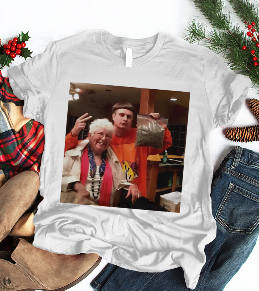 Oliver Tree Weed Grandma Memorial RIP Oliver Tree T-Shirt