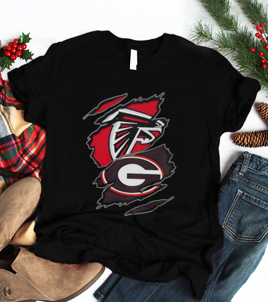 Atlanta Falcons Georgia Bulldogs Two Teams One Heart Scratch T-Shirt