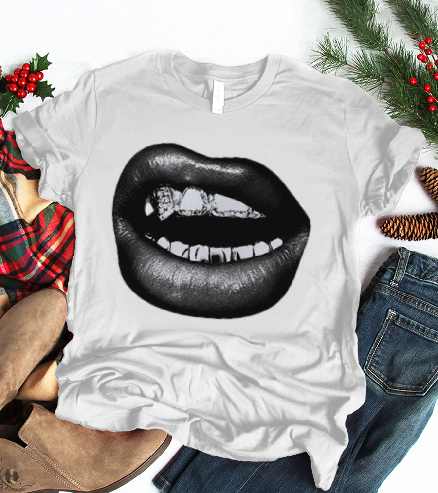 Dallas Cowboys Cheerleaders Black & White Lips Kevin Ozowski T-Shirt