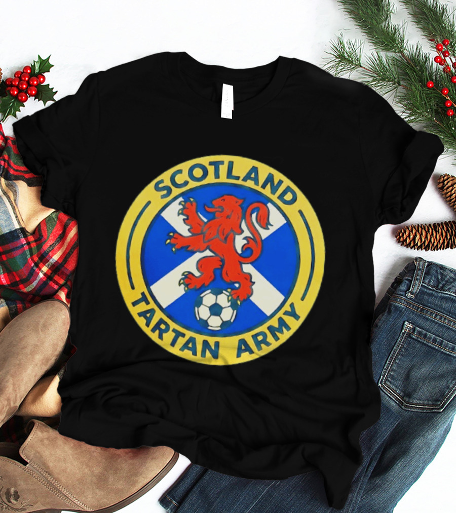 Scotland Tartan Army Scotland On Tour USA 2026 Soccer Lion T-Shirt