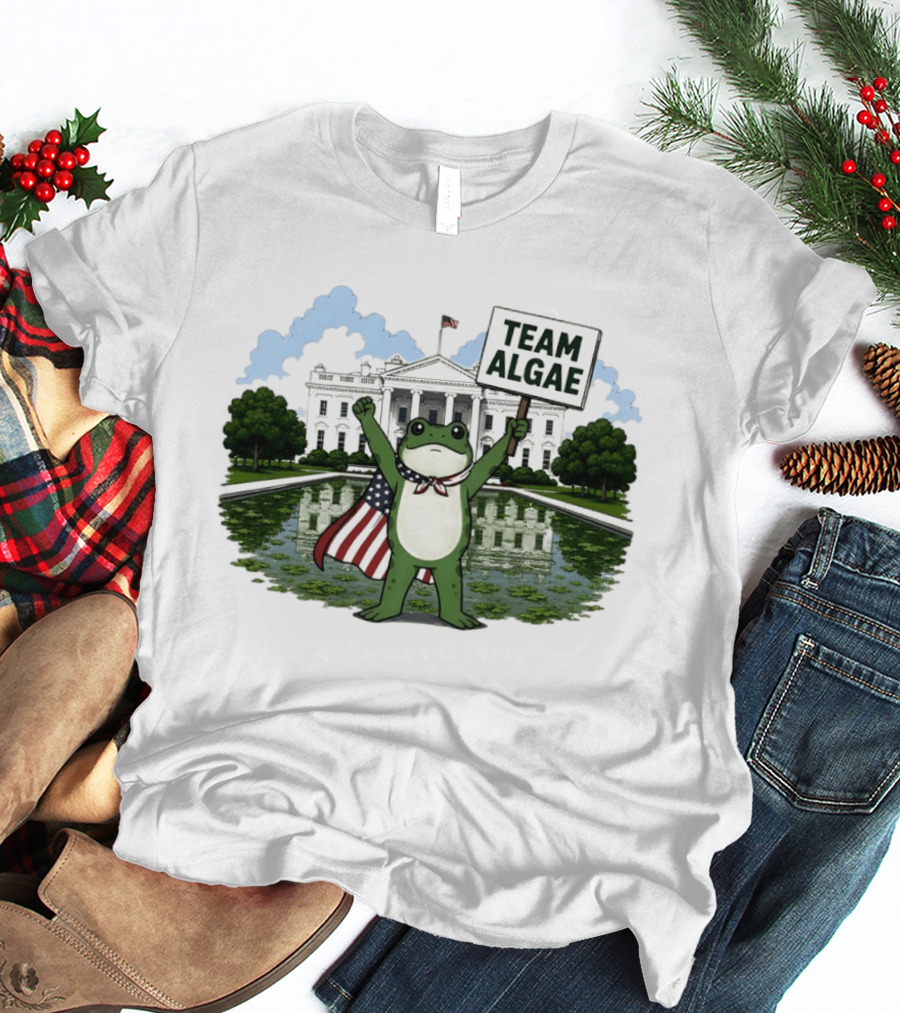 Team Algae Frog Patriotic American Flag White House 2026 Make Algae Great Again T-Shirt