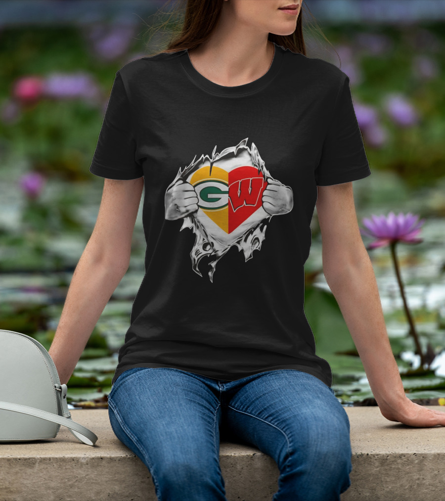 Packers Badgers Heart Logo Green Bay Wisconsin NCAA Fan Gear T-Shirt