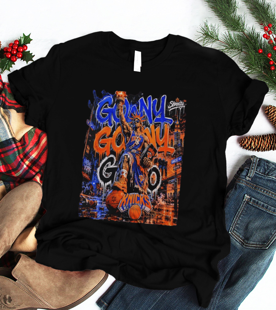 GO NY GO NY GO Knicks Basketball Statue Street T-Shirt