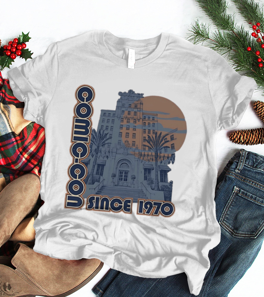 El Cortez Hotel Comic Con Since 1970 Urban Skyline T-Shirt