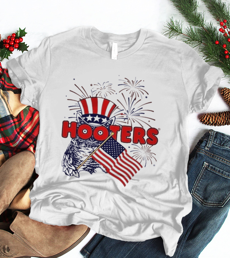 Hooters America Patriotic Owl Fireworks USA UPF 50+ T-Shirt