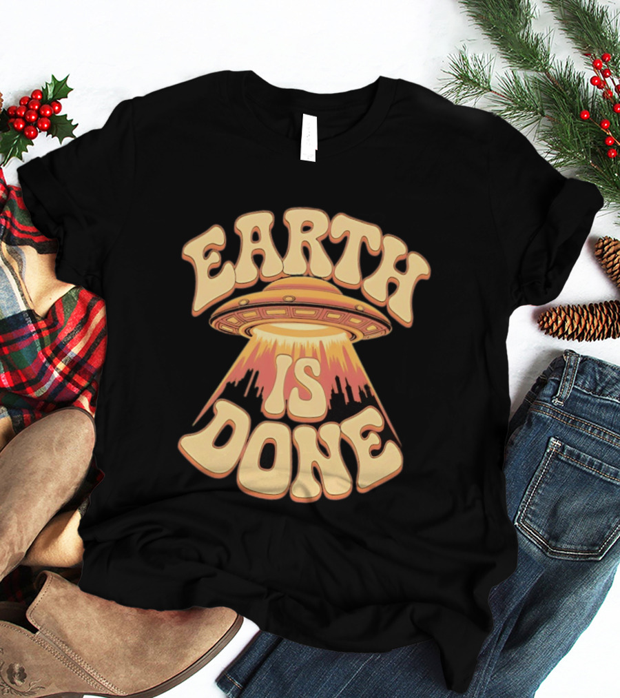 Earth Is Done UFO Spaceship Abducting City Skyline T-Shirt