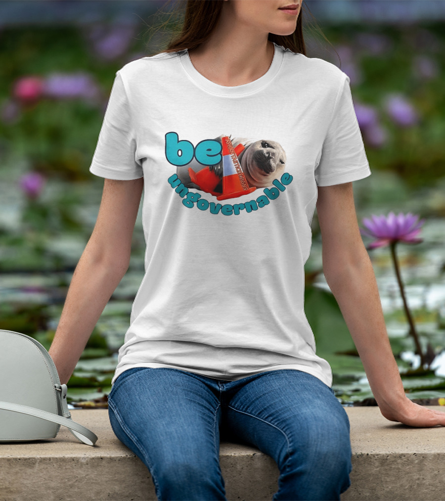 Be Ungovernable Seal Holding Traffic Cone Aphantastic Designs T-Shirt