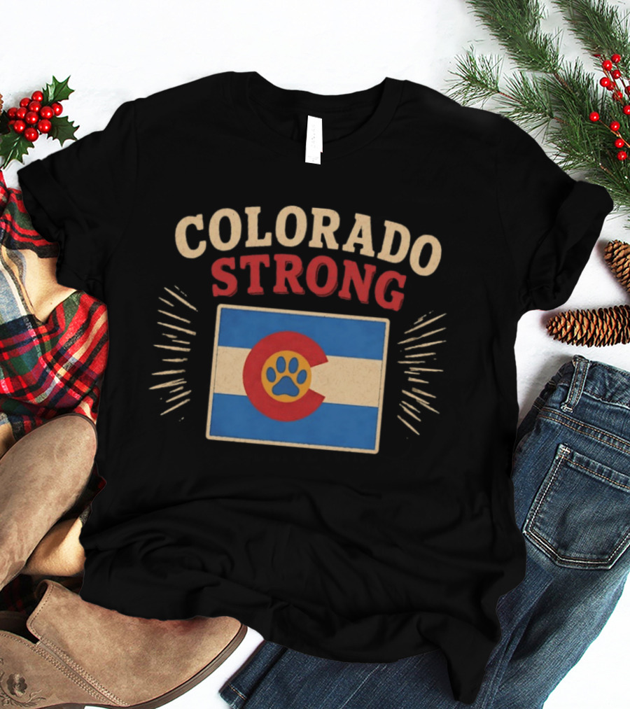 Colorado Strong Paw Print Colorado Flag Bold Letters T-Shirt
