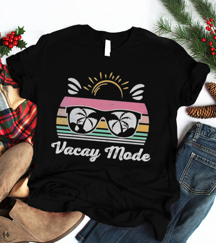 Vacay Mode Sunglasses Palm Tree Sunset Reflection T-Shirt