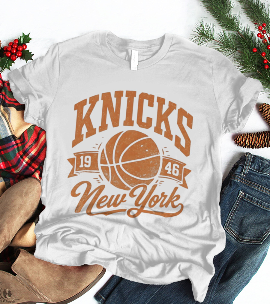 Knicks 1946 New York Distressed Basketball T-Shirt