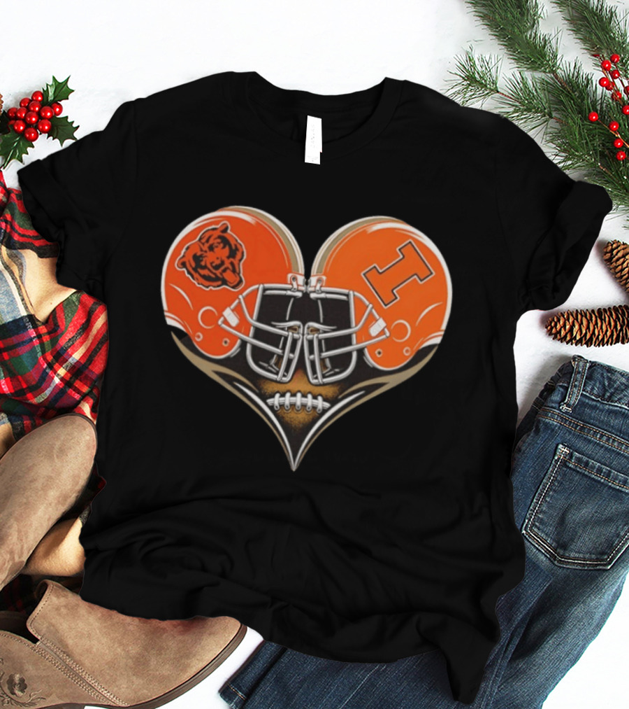 Chicago Bears And Illinois Fighting Illini Helmet Heart T-Shirt