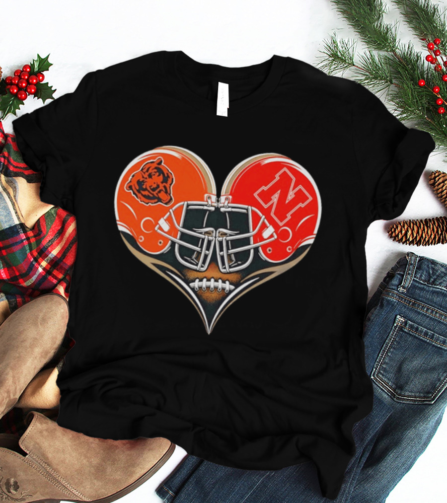 Chicago Bears Nebraska Cornhuskers Heart Shaped Helmets Football Fan Gear T-Shirt
