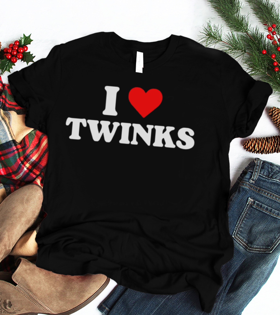 I Love Twinks Heart Symbol LGBTQ Pride Gay Interest T-Shirt