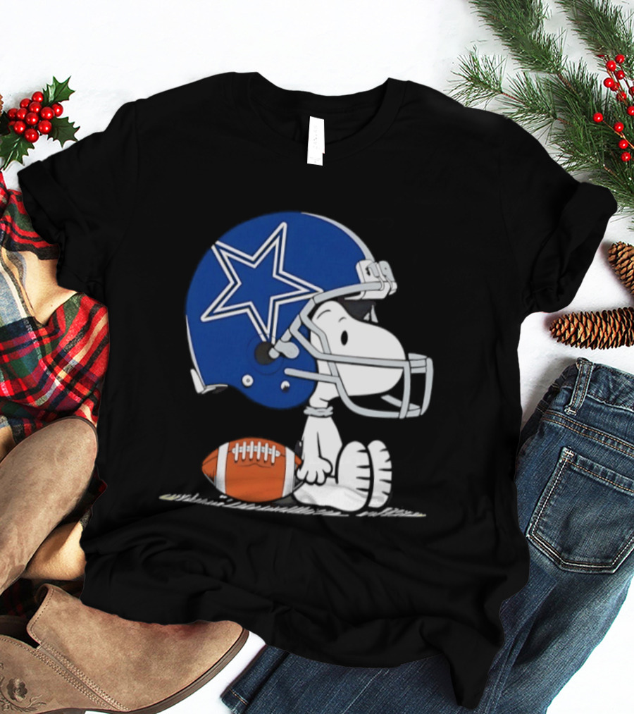 Snoopy Dallas Cowboys Football Helmet Collaboration Peanuts NFL Fan T-Shirt