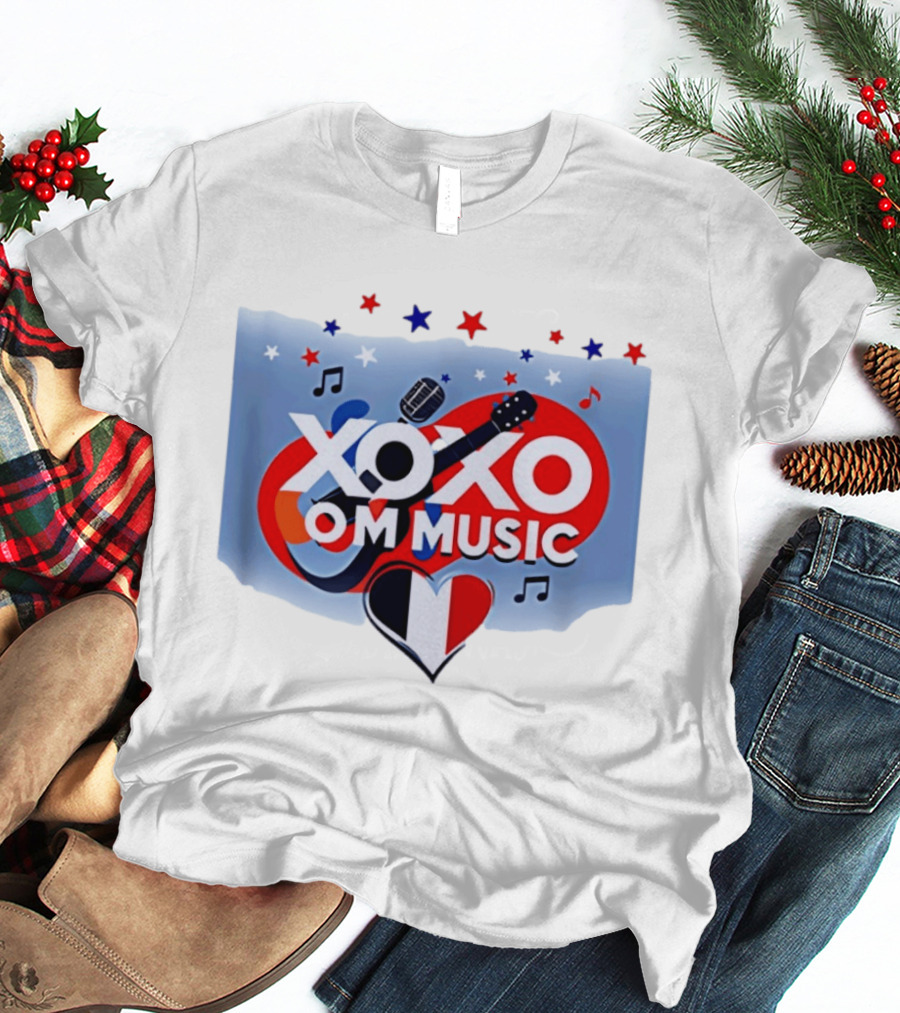 XOXO OM Music France Heart Guitar Microphone Notes Stars T-Shirt
