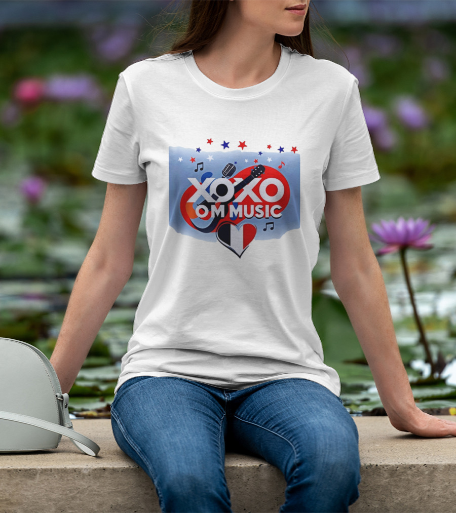 XOXO OM Music France Heart Guitar Microphone Notes Stars T-Shirt
