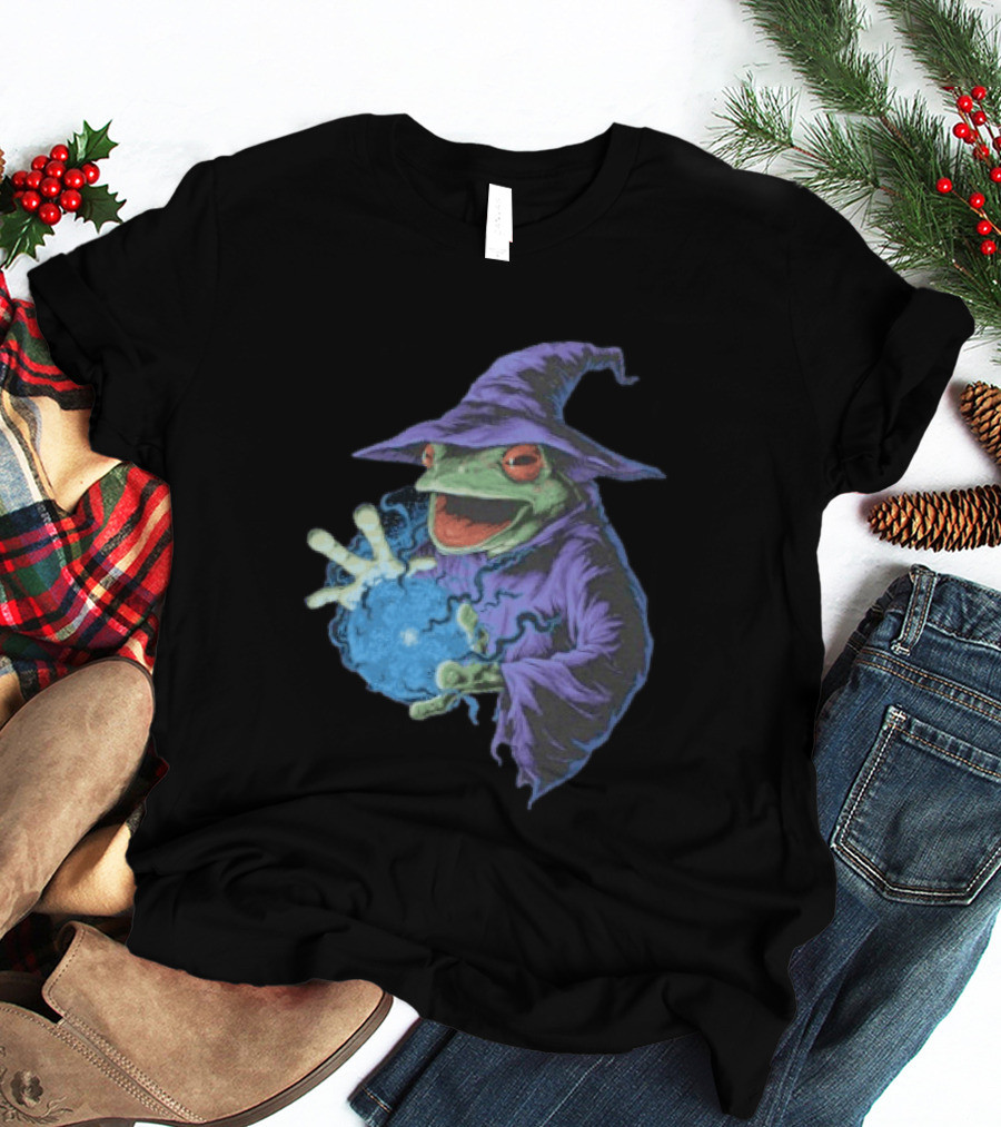 Wizard Frog In Purple Robe Casting Blue Magic Spell T-Shirt