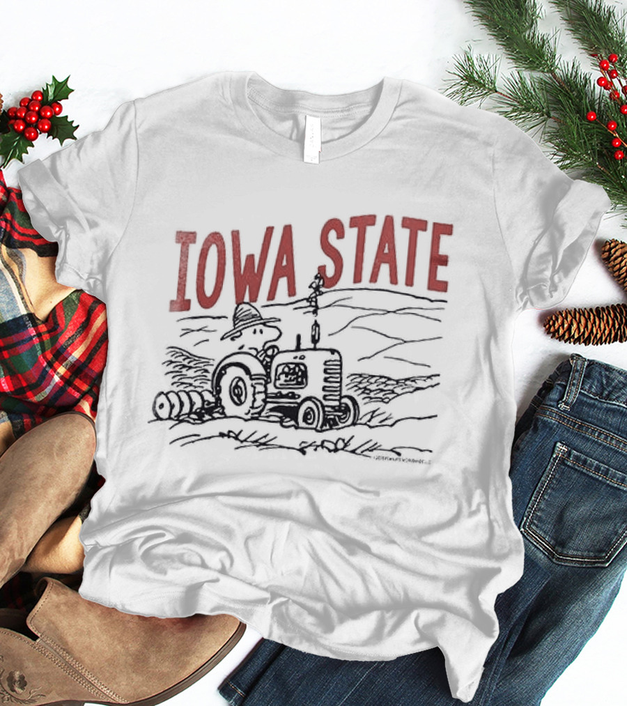 Iowa State Cyclones Peanuts Woodstock Tractor Scene T-Shirt