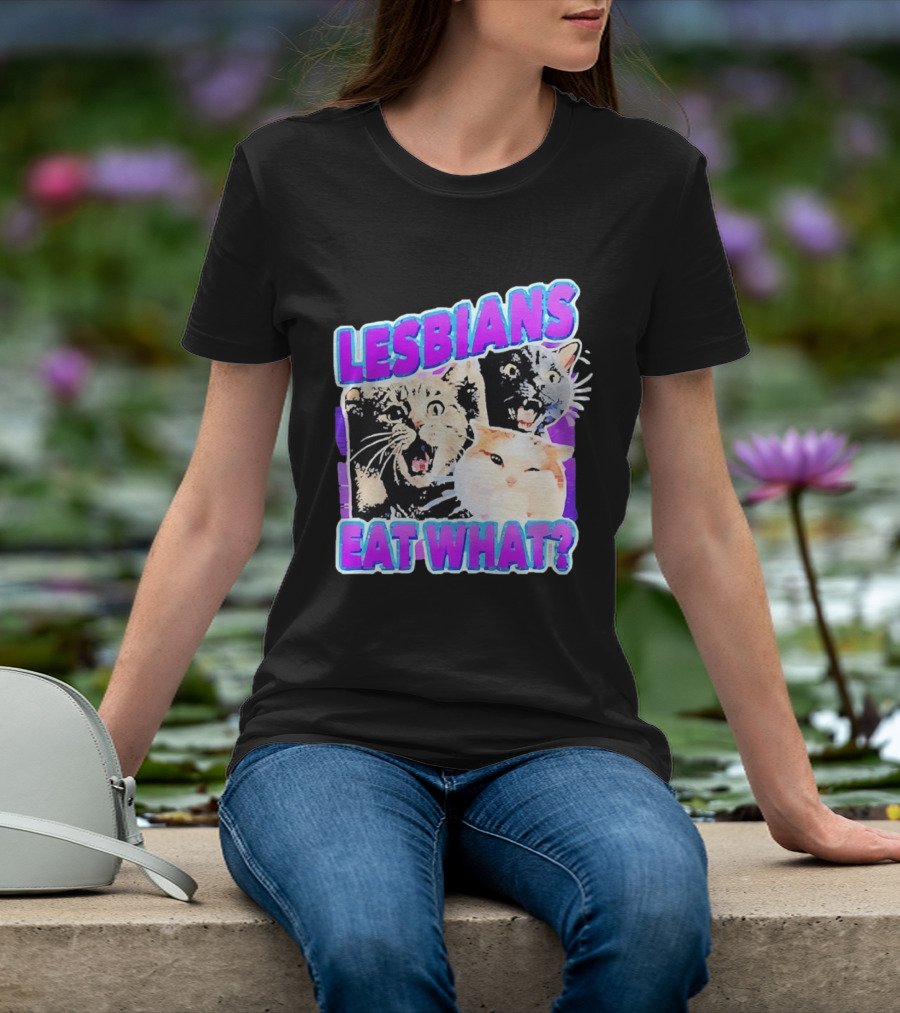 Lesbians Eat What Cat Meme Lesbian Pride Retro Cats T-Shirt