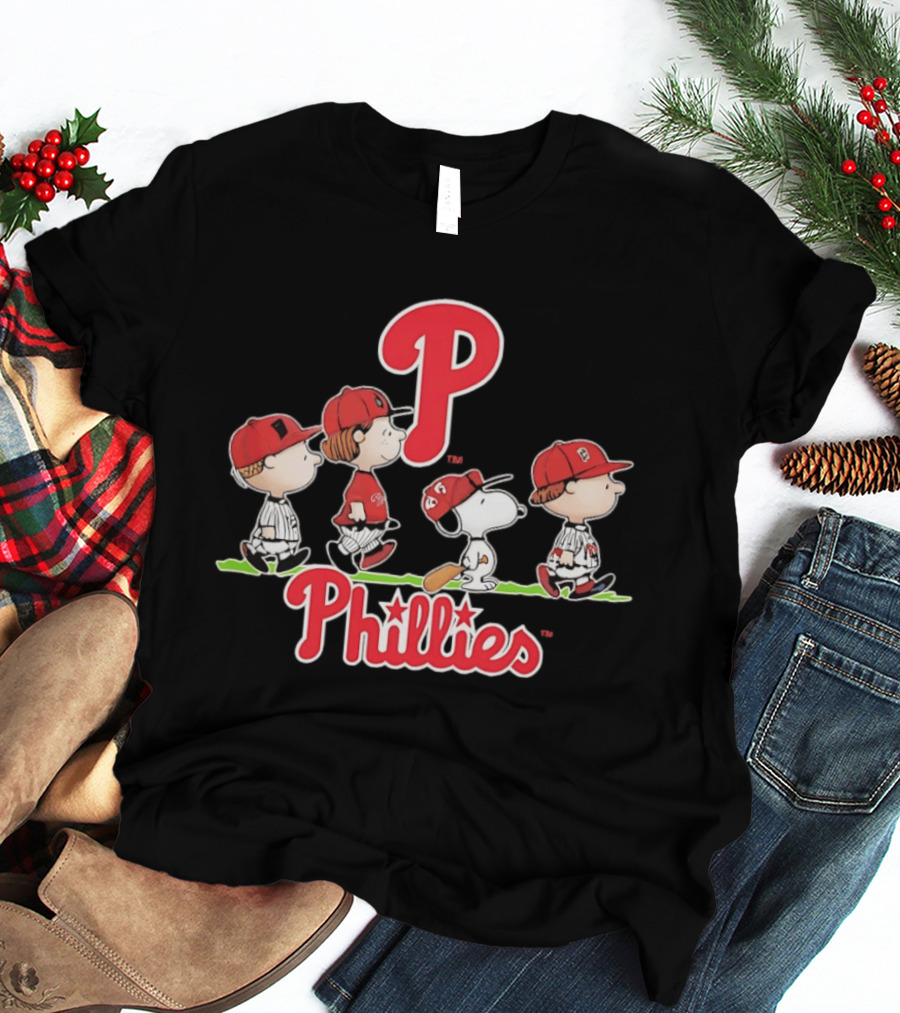 Peanuts Characters Phillies Baseball Team Snoopy Charlie Brown Linus Lucy T-Shirt