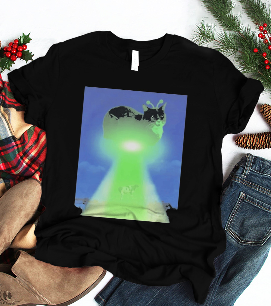 Alien Kitty UFO Beaming Cat Abduction With Tractor Beam And Cow T-Shirt
