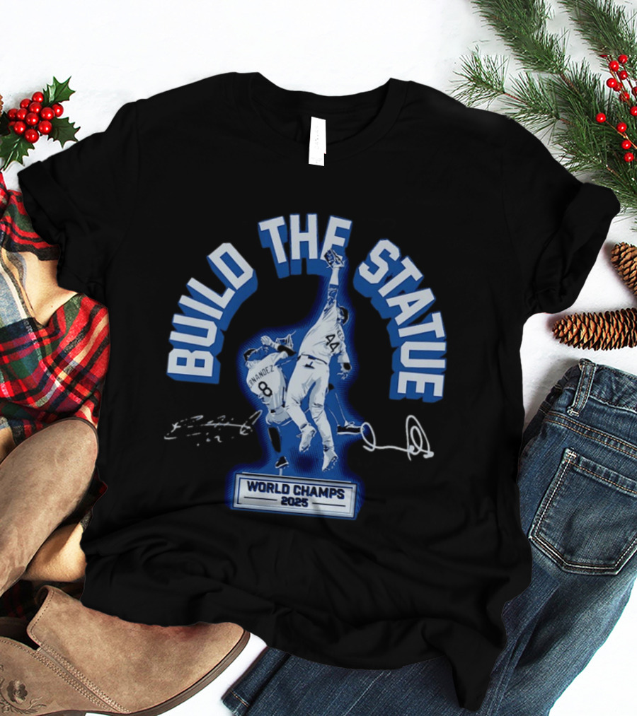 Build The Statue Hernández Pages World Champs 2025 T-Shirt