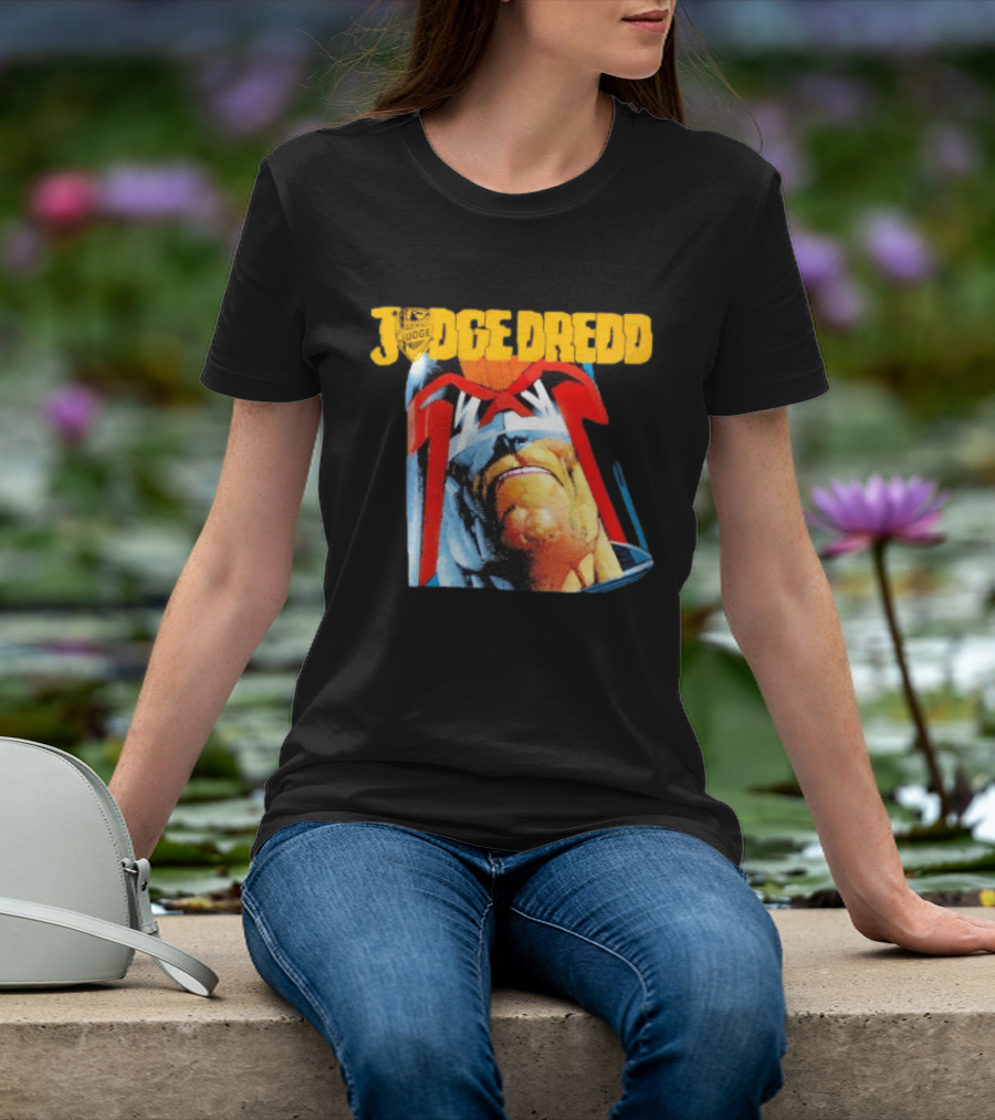 Judge Dredd Face Of Justice Iconic 2000 AD Comic Book Cover T-Shirt