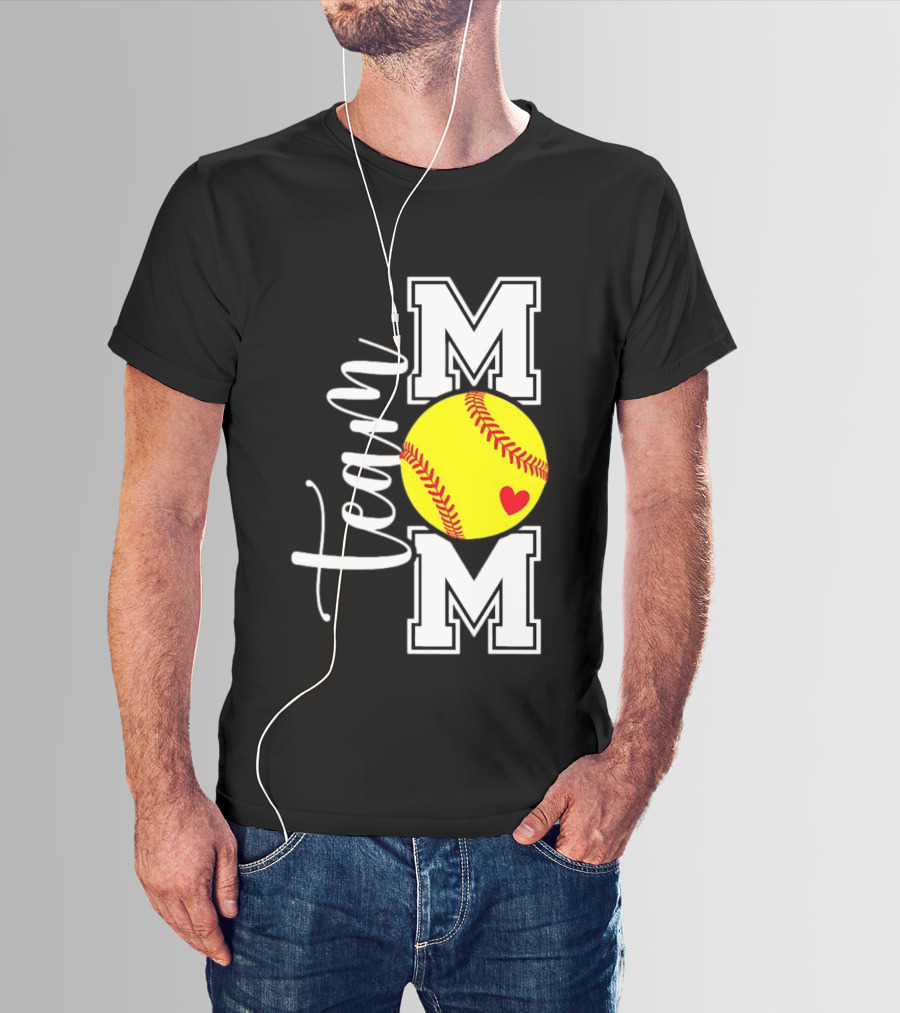 Team Mom Softball Yellow Heart Ball T-Shirt
