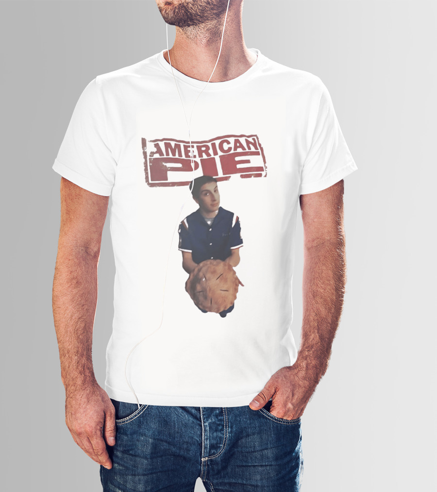 Jason Biggs As Jim Levenstein Holding Pie American Pie Movie T-Shirt